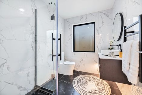 Photo of property in 2b Marina Road, Torbay, Auckland, 0630