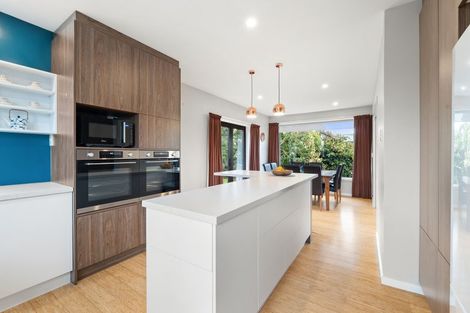 Photo of property in 17 Warren Crescent, Hillmorton, Christchurch, 8025