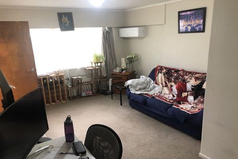 Photo of property in 63 Mcfadzean Drive, Blockhouse Bay, Auckland, 0600