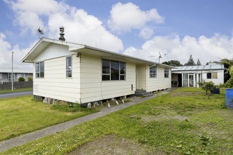 Photo of property in 4 Veronica Place, Bell Block, New Plymouth, 4312