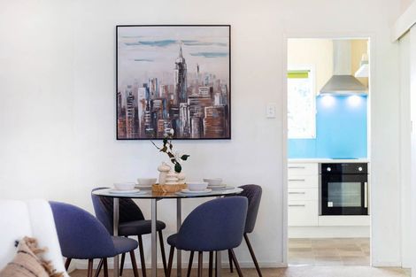 Photo of property in 2/36 Blacklock Avenue, Henderson, Auckland, 0612