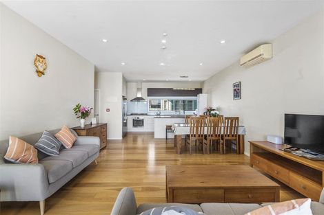 Photo of property in 44 Regent Street, Devonport, Auckland, 0624