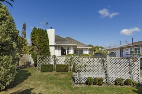 Photo of property in 37 Parkland Crescent, Terrace End, Palmerston North, 4410