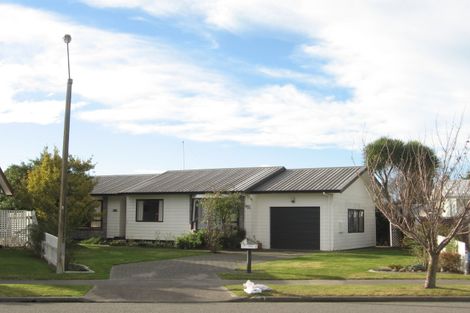 Photo of property in 38 Whiting Crescent, Greenmeadows, Napier, 4112