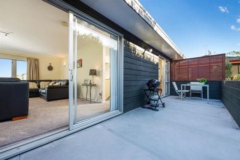 Photo of property in 36a Orchard Road, Waiake, Auckland, 0630