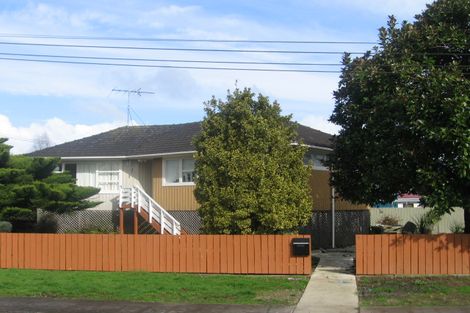 Photo of property in 71 Smiths Avenue, Papakura, 2110