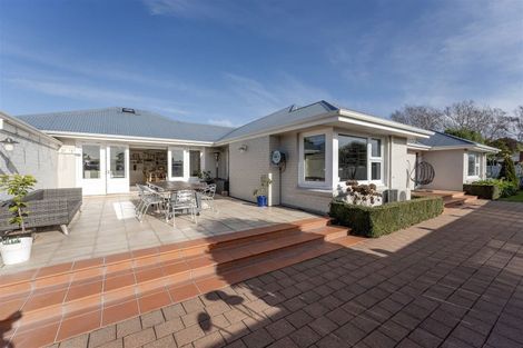 Photo of property in 2 Colwyn Street, Bryndwr, Christchurch, 8053