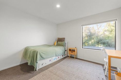 Photo of property in 8 Wye Place, Fernhill, Queenstown, 9300