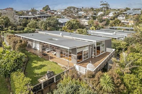 Photo of property in 10d Sunnynook Road, Sunnynook, Auckland, 0620