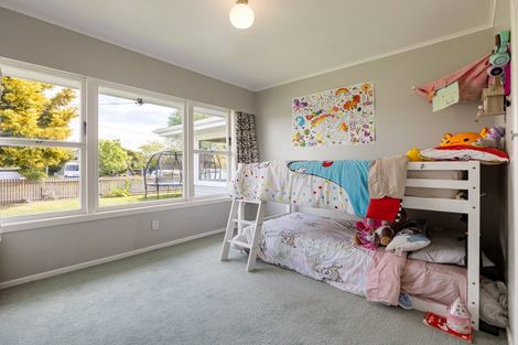 Photo of property in 10 Paulette Place, Queenwood, Hamilton, 3210