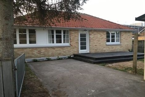 Photo of property in 11 Dowding Street, Melville, Hamilton, 3206