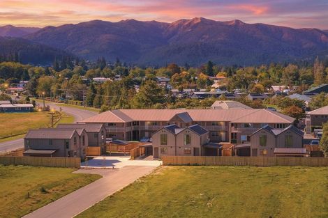 Photo of property in 10 Travers Way, Hanmer Springs, 7334