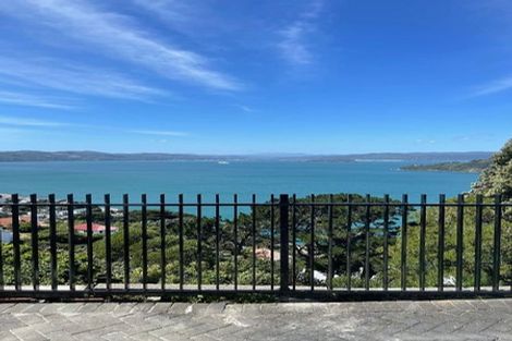 Photo of property in 126 Grafton Road, Roseneath, Wellington, 6011