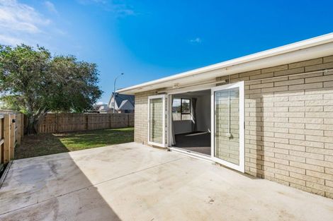 Photo of property in 62a Mazengarb Road, Paraparaumu Beach, Paraparaumu, 5032