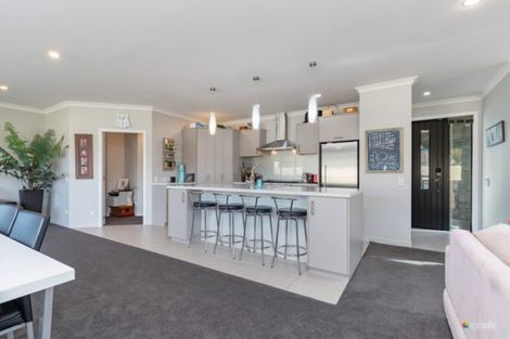 Photo of property in 9 Vernon Grove, Brown Owl, Upper Hutt, 5018