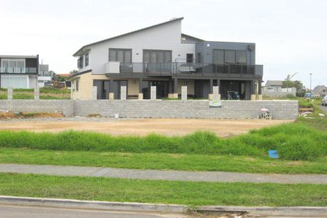 Photo of property in 49 Compass Way, Half Moon Bay, Auckland, 2012