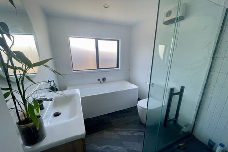 Photo of property in 21a Murray Street, Wallaceville, Upper Hutt, 5018