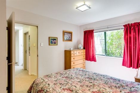 Photo of property in 6a Kokako Place, Taradale, Napier, 4112