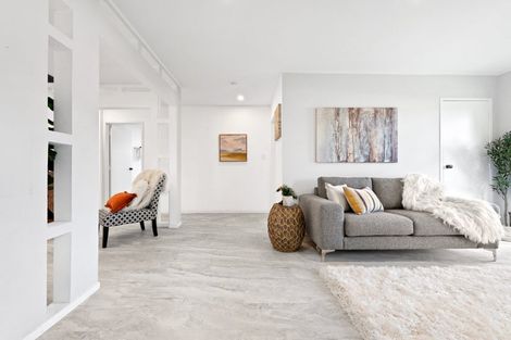 Photo of property in 8 Rapallo Place, Farm Cove, Auckland, 2012