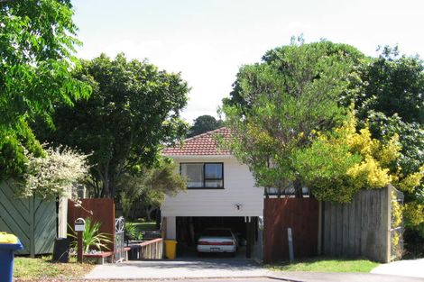 Photo of property in 5 Andros Place, Unsworth Heights, Auckland, 0632