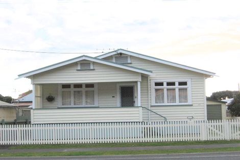 Photo of property in 807 Queen Sh25 Street, Thames, 3500