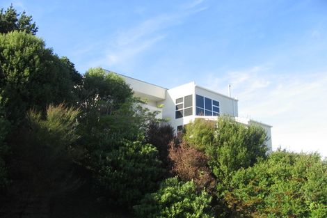 Photo of property in 4 The Crowsnest, Whitby, Porirua, 5024