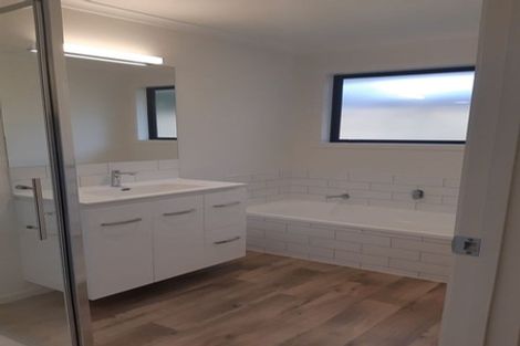 Photo of property in 10 Pure Way, Te Puke, 3119