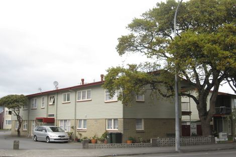 Photo of property in 5/168 Kings Crescent, Hutt Central, Lower Hutt, 5010