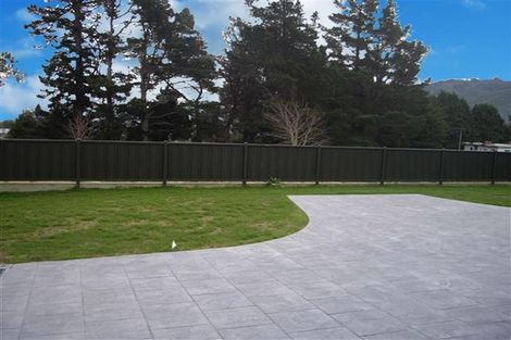 Photo of property in 24 Sunstone Crescent, Brown Owl, Upper Hutt, 5018