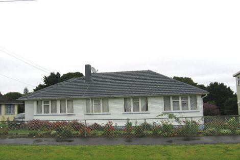 Photo of property in 27 Torino Street, Point England, Auckland, 1072