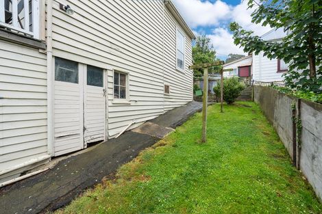 Photo of property in 6 Bridge Street, Clyde Hill, Dunedin, 9011