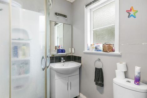 Photo of property in 10 Isabel Grove, Wainuiomata, Lower Hutt, 5014