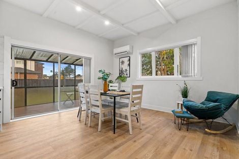 Photo of property in 76 Manuroa Road, Takanini, 2112