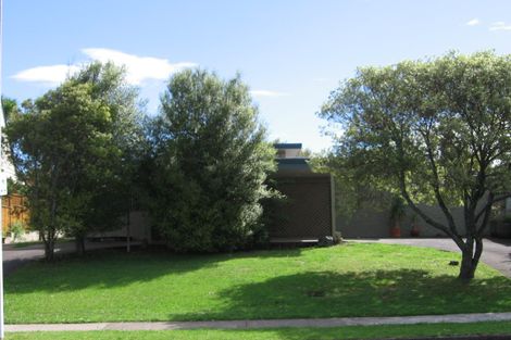 Photo of property in 66 Stanniland Street, Sunnyhills, Auckland, 2010