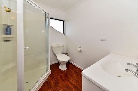 Photo of property in 28a Hoylake Place, Wattle Downs, Auckland, 2103