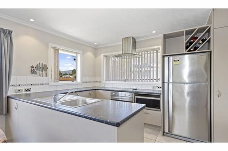 Photo of property in 17 Logie Place, Bromley, Christchurch, 8062