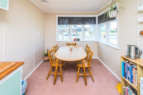 Photo of property in 10 Kauri Street, Gonville, Whanganui, 4501