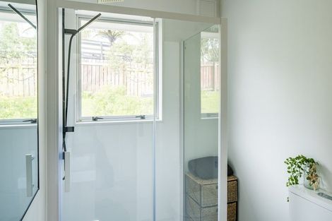 Photo of property in 1/8 Azimuth Place, Whitby, Porirua, 5024