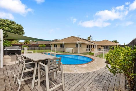 Photo of property in 19 Sovereign Drive, Papamoa Beach, Papamoa, 3118