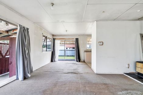 Photo of property in 5 Kouma Place, Fairy Springs, Rotorua, 3015