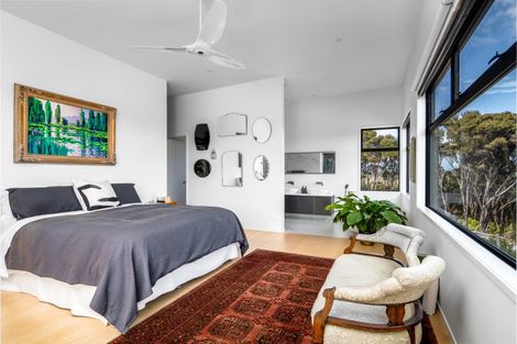 Photo of property in 58 Te Akau Drive, Russell, 0272