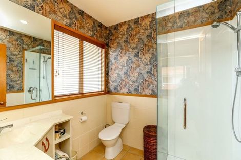 Photo of property in 3b Kawaroa Close, New Plymouth, 4310