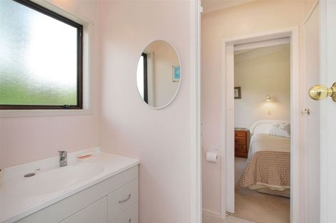 Photo of property in 46 Taihiki Road, Clarks Beach, 2122