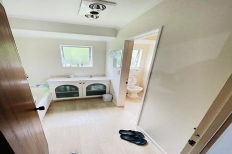 Photo of property in 37 Oakfield Crescent, Pukete, Hamilton, 3200