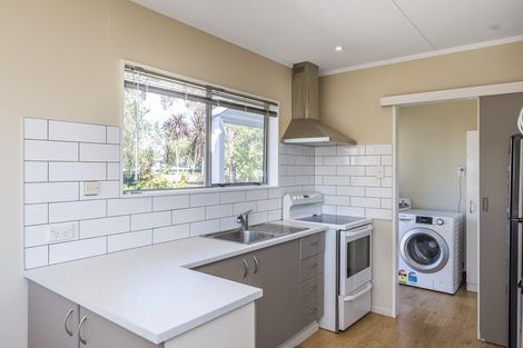 Photo of property in 15 Linwood Drive, Paraparaumu, 5032