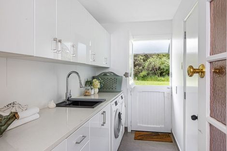 Photo of property in 1174 Kahikatea Flat Road, Waitoki, Kaukapakapa, 0871