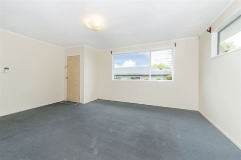 Photo of property in 1/15 Seabar Place, Glen Eden, Auckland, 0602