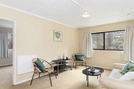 Photo of property in 2 Whitaker Street, Otumoetai, Tauranga, 3110