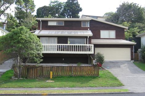 Photo of property in 112 Stapleford Crescent, Browns Bay, Auckland, 0630