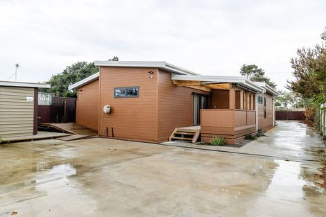 Photo of property in 71 Punga Street, Tangimoana, 4822